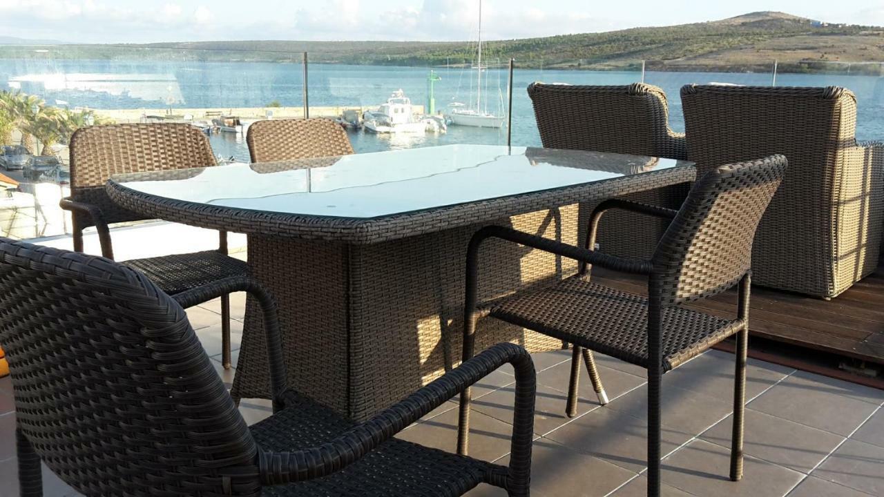 Luxury Apartment By The Sea With Private Whirlpool And Terrace 50M2 Posedarje Eksteriør bilde